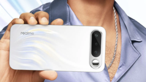 realme-16-5g-selfie-mirror