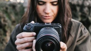 Canon EOS R6 V