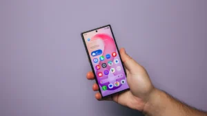 Samsung Galaxy Z Flip 8